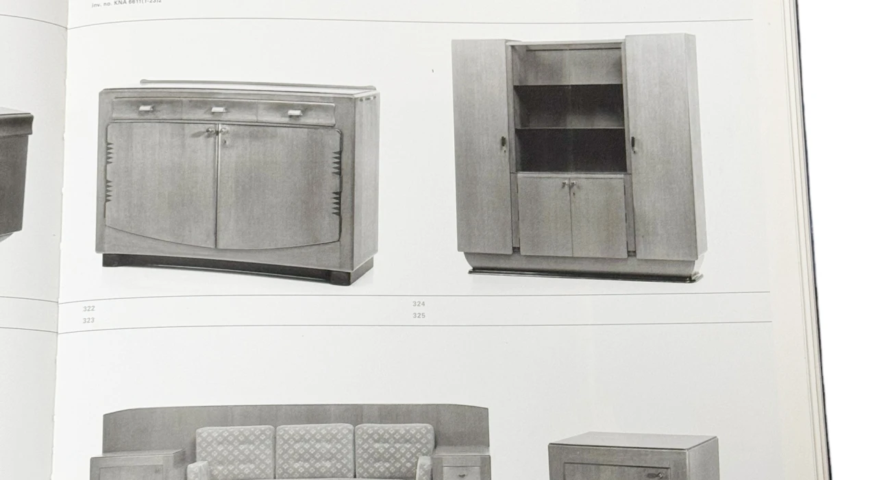 Art Deco Amsterdamse School Cabinet with Drawers by Piet Kramer, 1930s